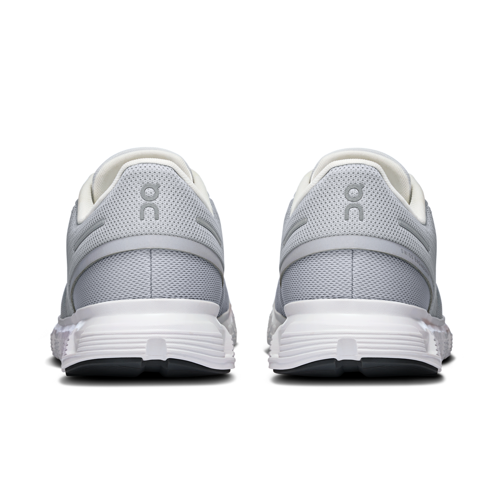 On Running Women's Cloud 6 in Glacier/White