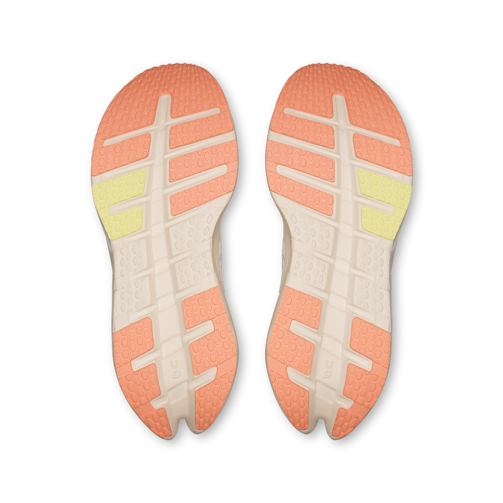 On Running Women's Cloudrunner 3 in Ivory/Dew