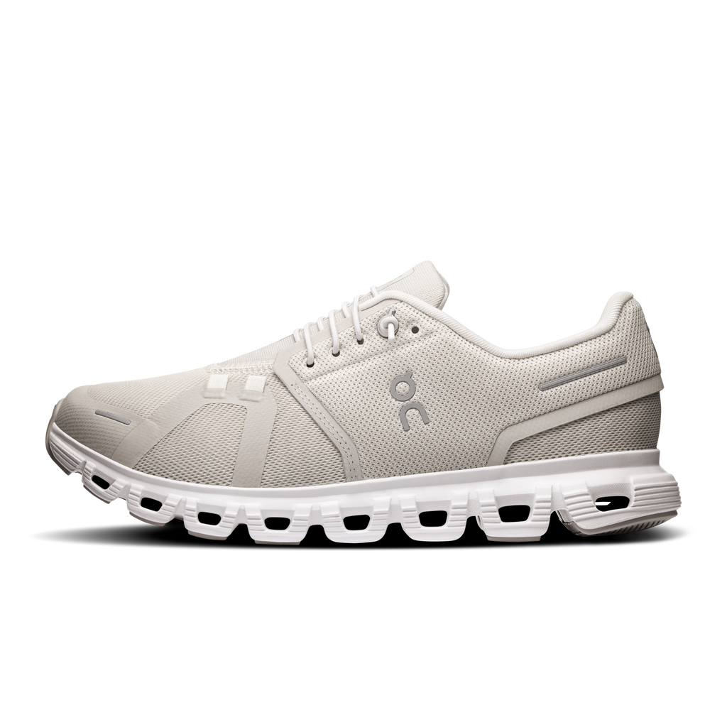 On Running Women's Cloud 6 Wide in Pearl/White