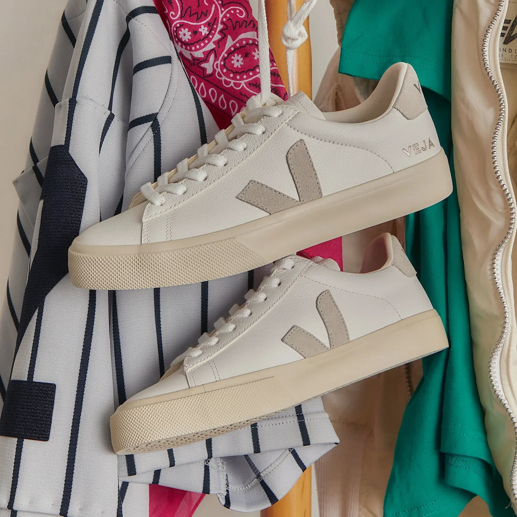 Veja Women's Campo Leather in White Natural